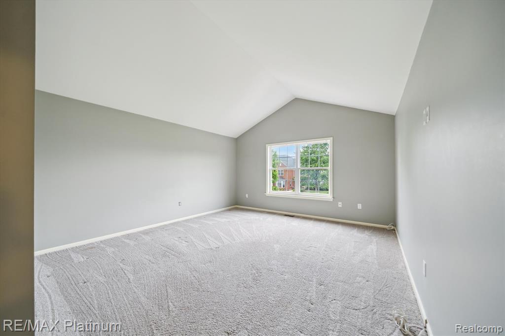 4300 Hampton Ridge, Howell, MI 48843 — Photo 15