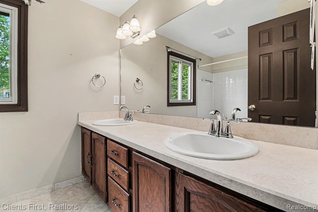 42542 Knollwood Court, Northville, MI 48168 — Photo 25