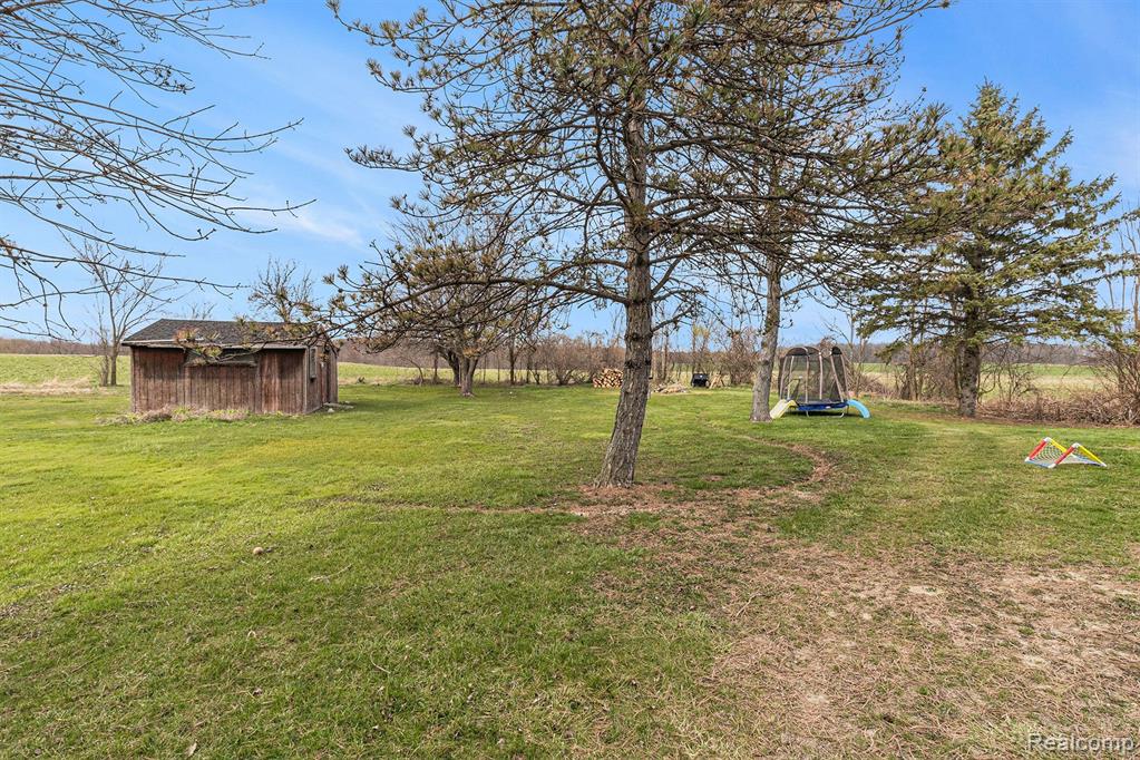 6211 E ALLEN Road, Fenton, MI 48430 — Photo 23