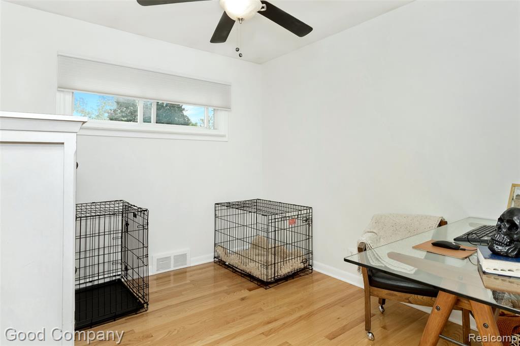 905 Parliament Avenue, Madison Heights, MI 48071 — Photo 15