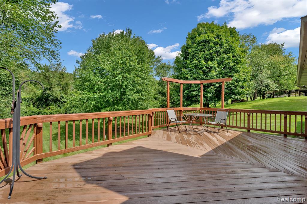 1426 Rillview Court, Metamora, MI 48455 — Photo 15