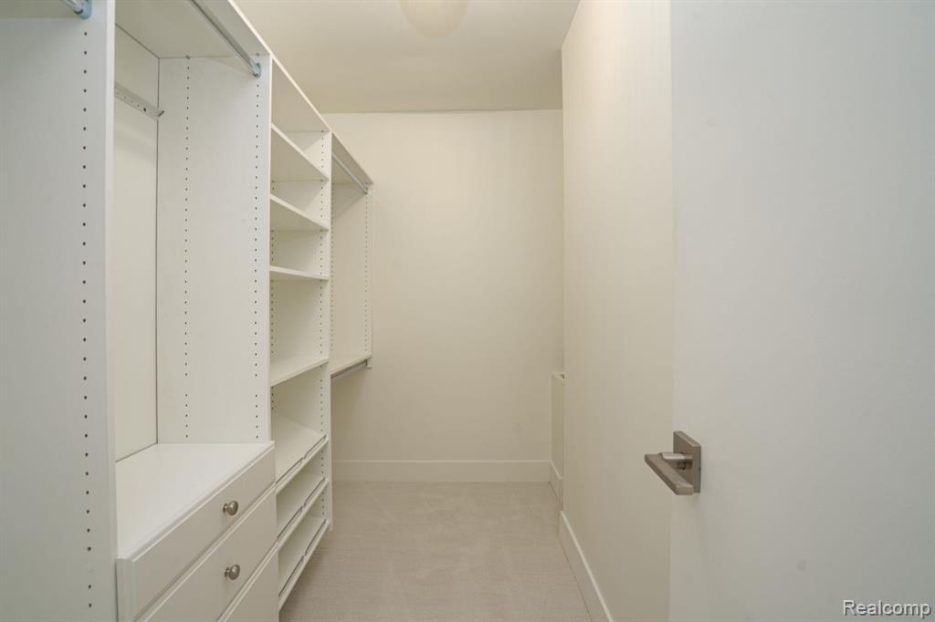 1907 Raymond Place, Bloomfield Hills, MI 48302 — Photo 27