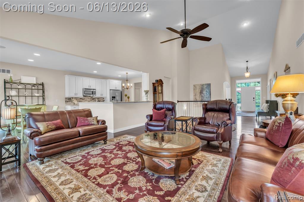 23719 Stoneleigh Drive, South Lyon, MI 48178 — Photo 22