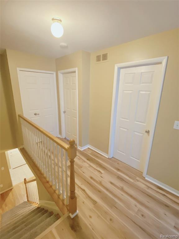 407 Fox Hills Drive N, Bloomfield Hills, MI 48304 — Photo 11