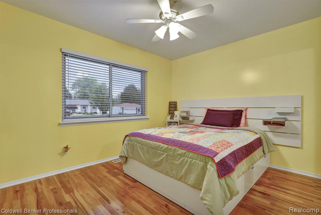 5158 SPINNING WHEEL Drive, Grand Blanc, MI 48439 — Photo 23
