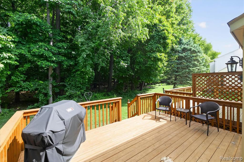 7866 Rivergate Drive, Westland, MI — Photo 27