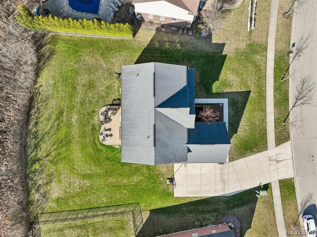 61223 BURNINGWOOD Drive, Washington, MI — Photo 73