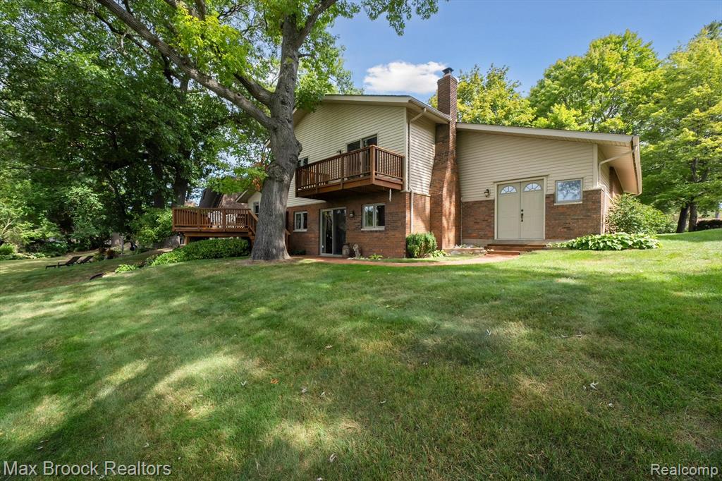 6026 Venice Drive, Commerce Twp, MI 48382 — Photo 39