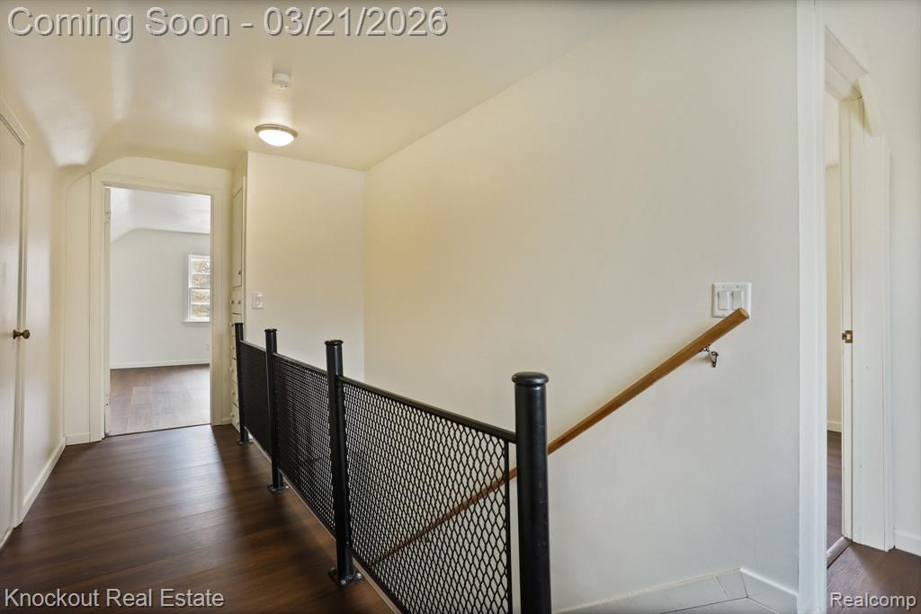 1060 Cross Street, Saginaw, MI 48602 — Photo 22