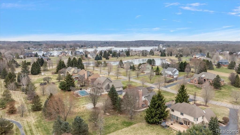 8446 S Shore Drive, Clarkston, MI 48348 — Photo 55