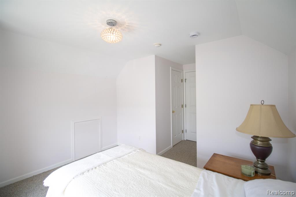 4102 Hunters Circle E, Canton, MI 48188 — Photo 25