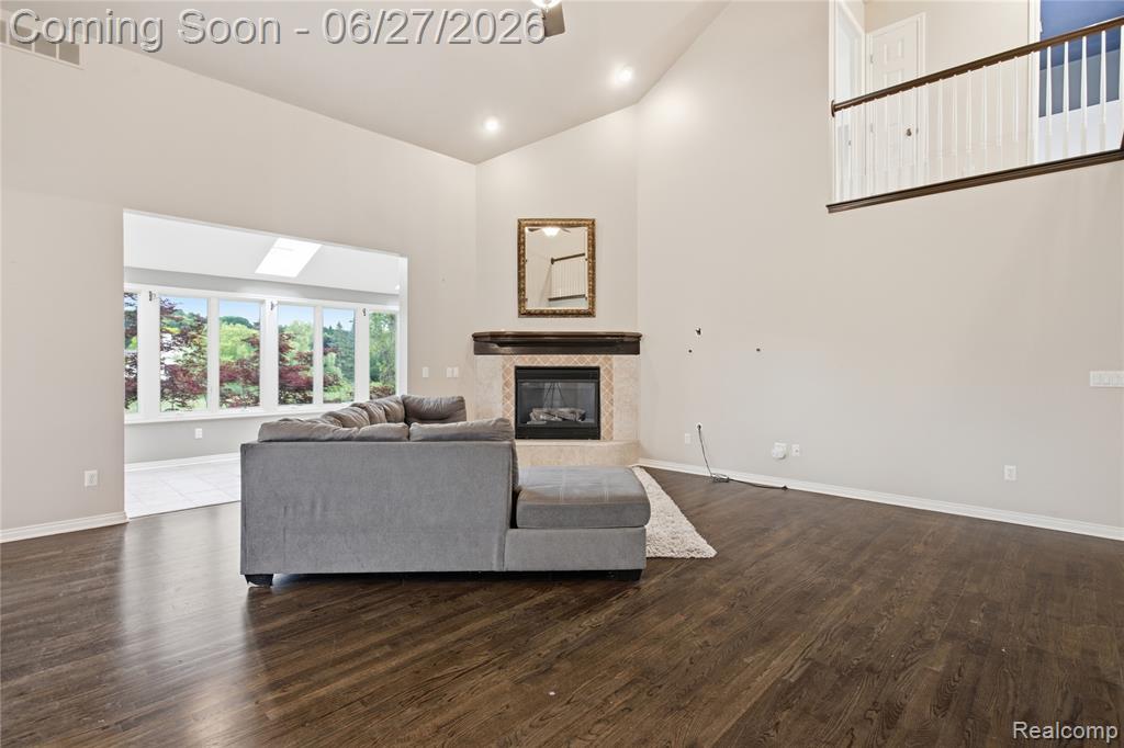 9015 Huron Bluffs Drive, White Lake, MI — Photo 8