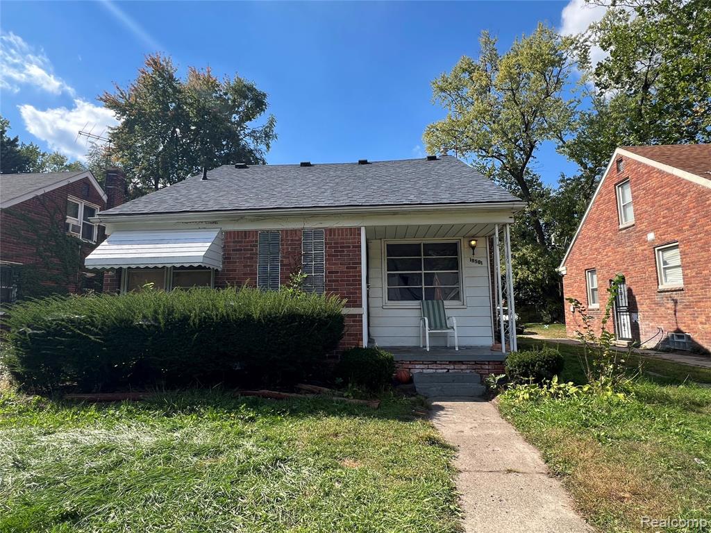 19501 Pierson Street, Detroit, MI 48219