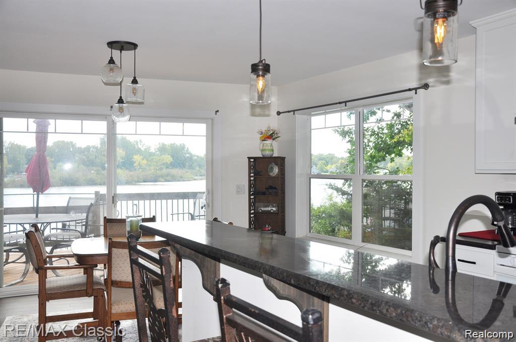 5050 Island Shore Drive, Pinckney, MI 48169 — Photo 15