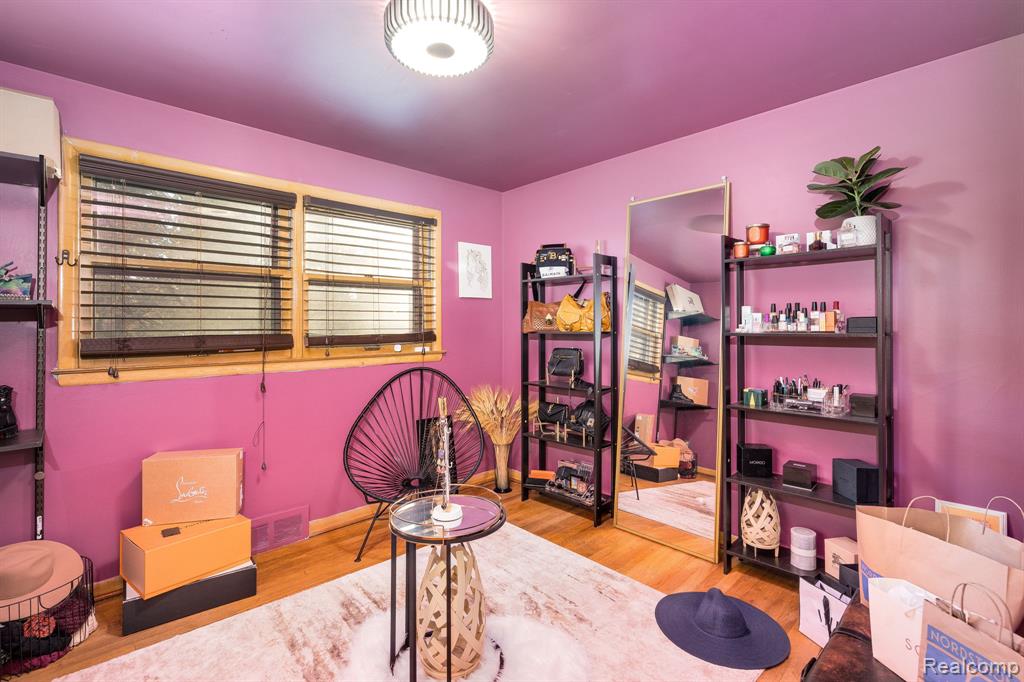 392 Cambridge Drive, Mount Clemens, MI 48043 — Photo 33