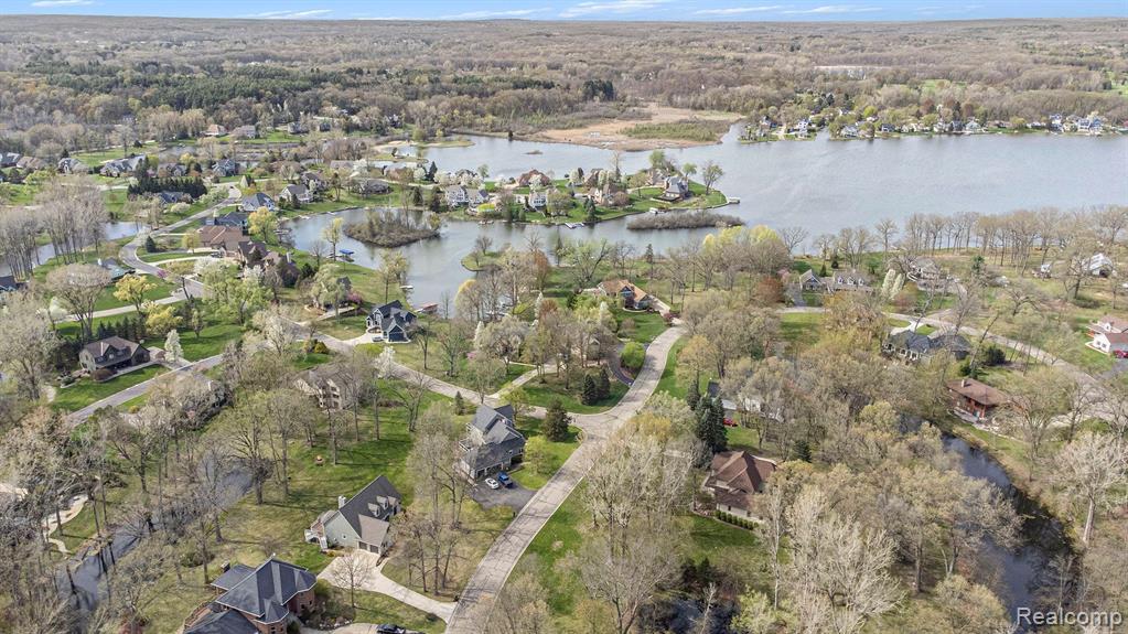 9080 MOONLIGHT BAY, Pinckney, MI 48169 — Photo 59