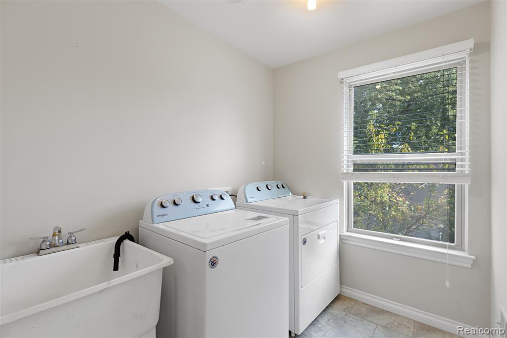 42260 Five Mile Road, Plymouth, MI 48170 — Photo 18