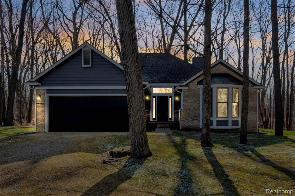10557 Skeman Road, Brighton, MI 48114 — front exterior