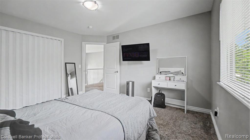 22262 Brywood Court, Clinton Twp, MI 48036 — Photo 37
