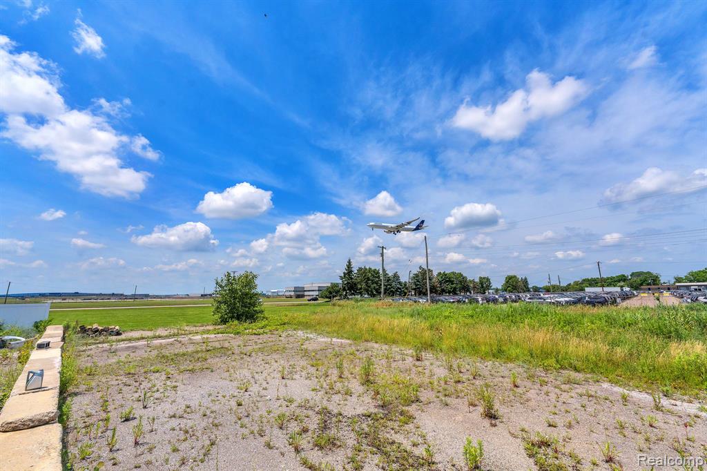 29300 Goddard Road, Romulus, MI 48174 — Photo 9