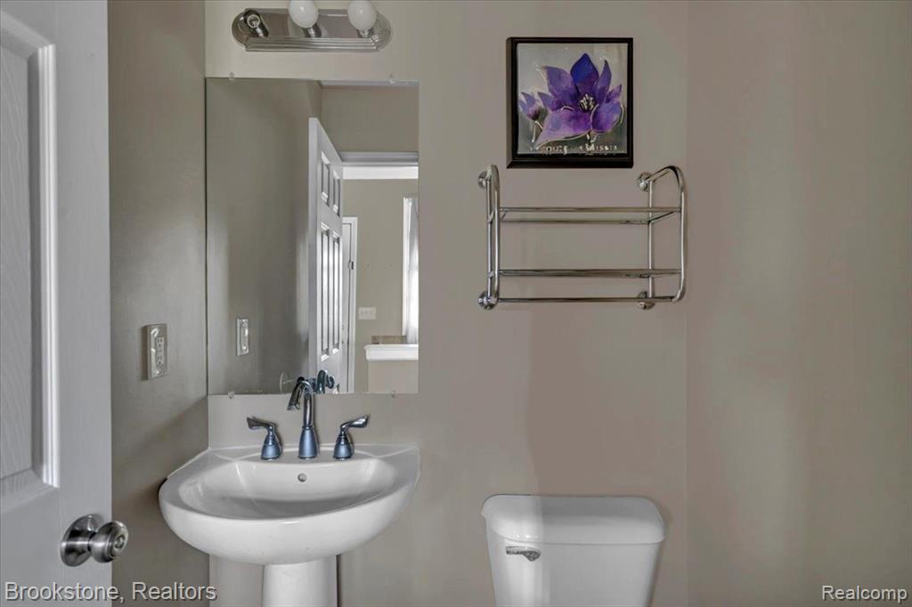14371 SPEAKER Road, Lynn, MI 48097 — Photo 24