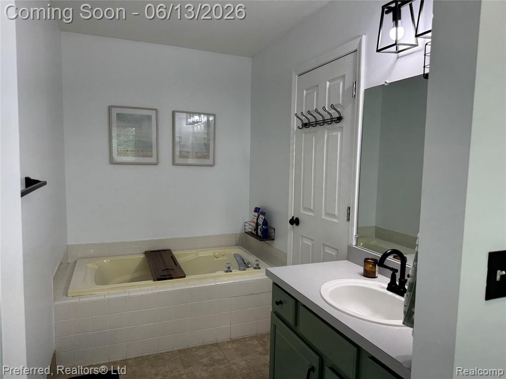 6536 Greenbriar Drive, Van Buren, MI 48111 — Photo 28
