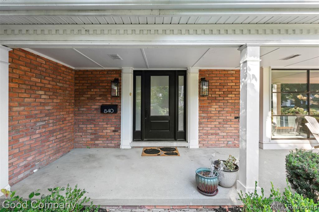 840 S Oxford Road, Grosse Pointe Woods, MI 48236 — Photo 4