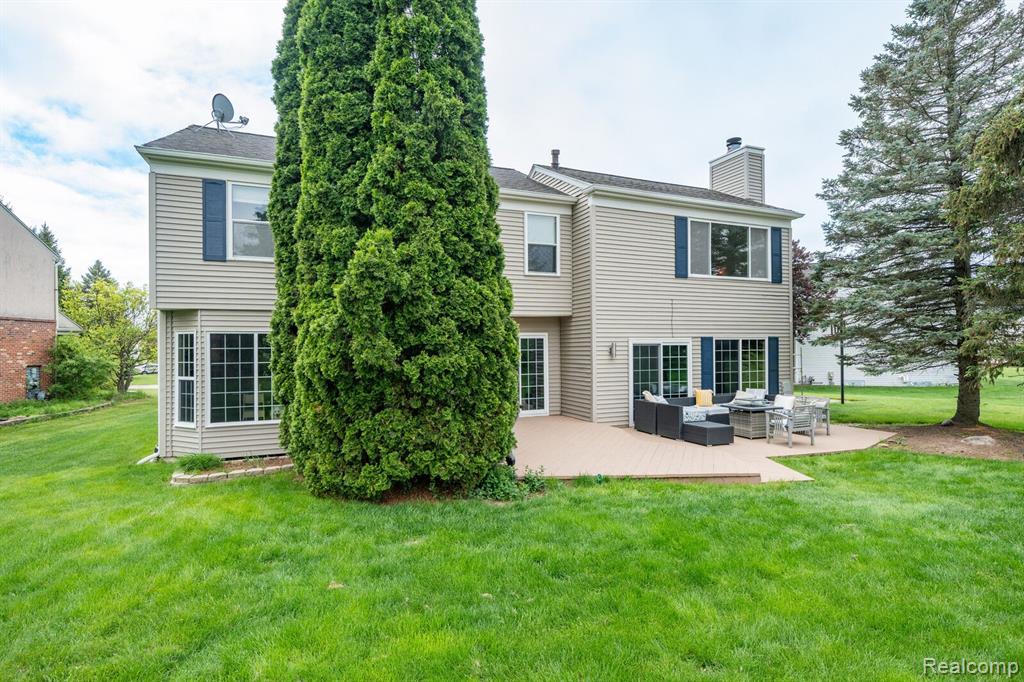 5472 CHARRINGTON, West Bloomfield, MI 48324 — Photo 26