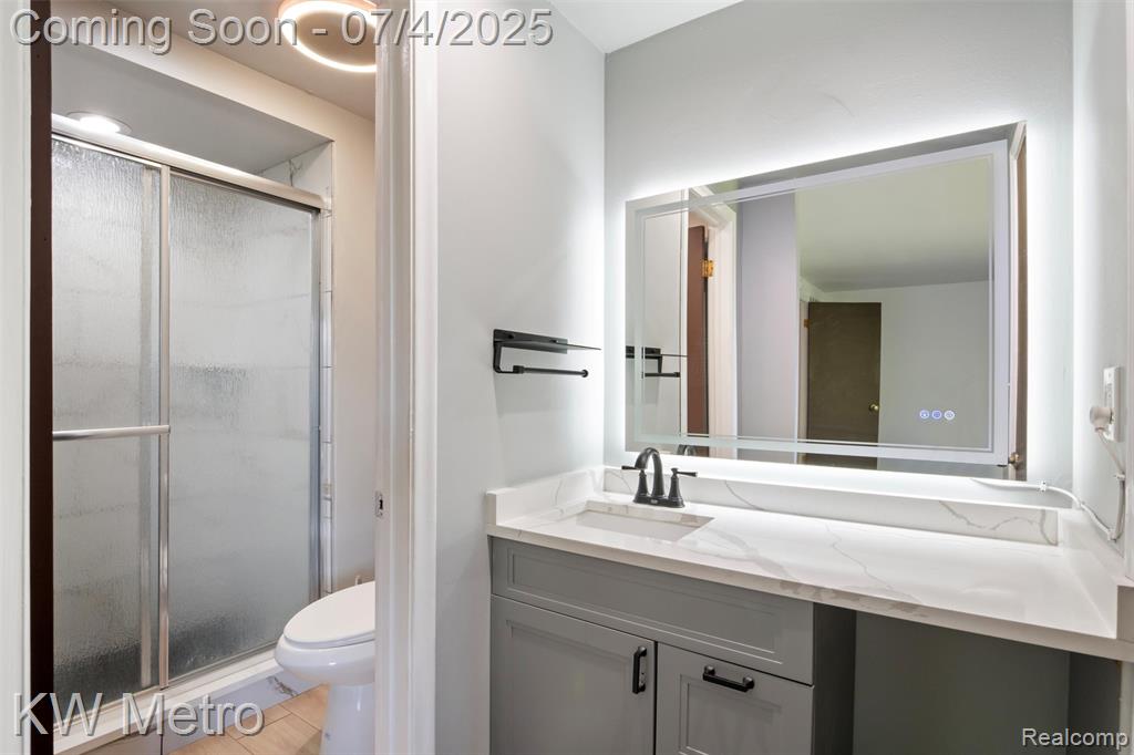 26545 Summerdale Drive, Southfield, MI 48033 — Photo 10