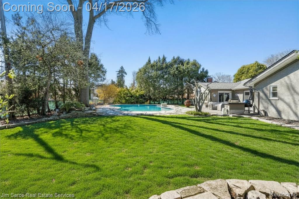 47 Roslyn Road, Grosse Pointe Shores, MI 48236 — Photo 39