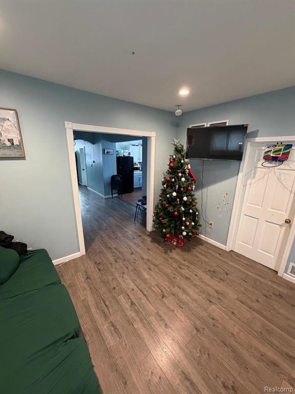 7145 Holmes Street, Detroit, MI 48210 — Photo 11