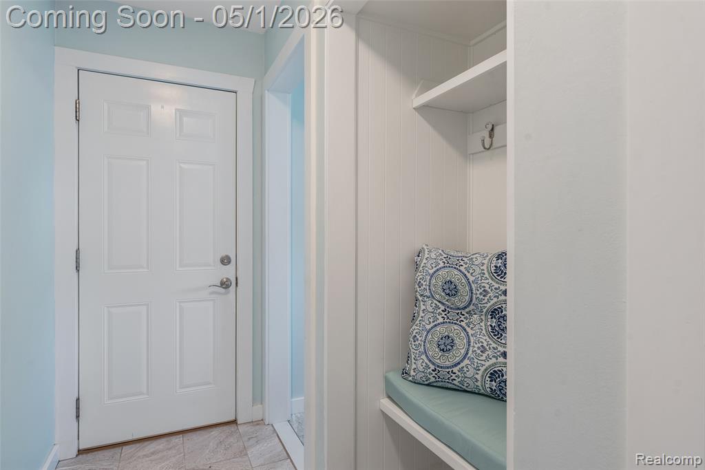 6109 Pebbleshire Drive, Grand Blanc, MI 48439 — Photo 9