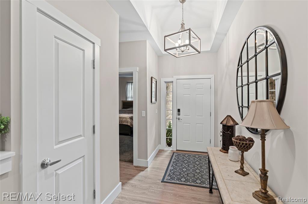 3127 Harbor Pointe Circle, Fenton, MI 48430 — Photo 20