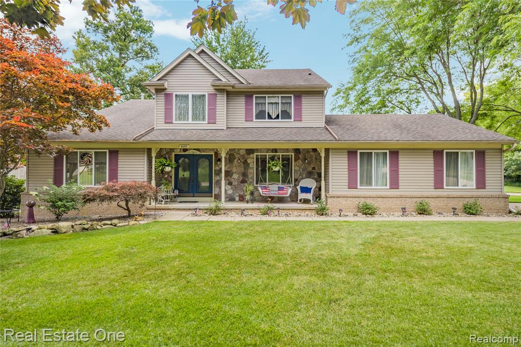 420 Rosario Lane, White Lake, MI
