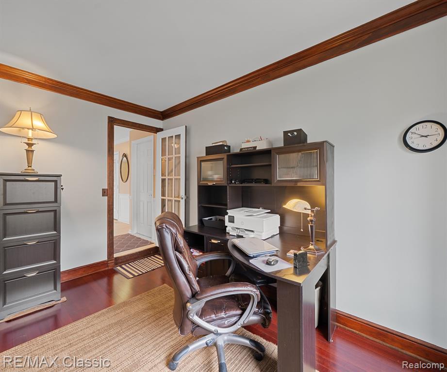 45597 HOLMES Drive, Canton, MI 48187 — Photo 32