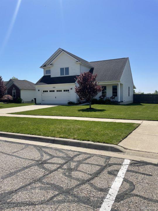 780 BLUE BIRD Lane, Milan, MI 48160 — Photo 2