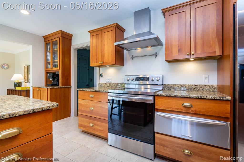 605 Apple Hill Lane, Rochester Hills, MI 48306 — Photo 19