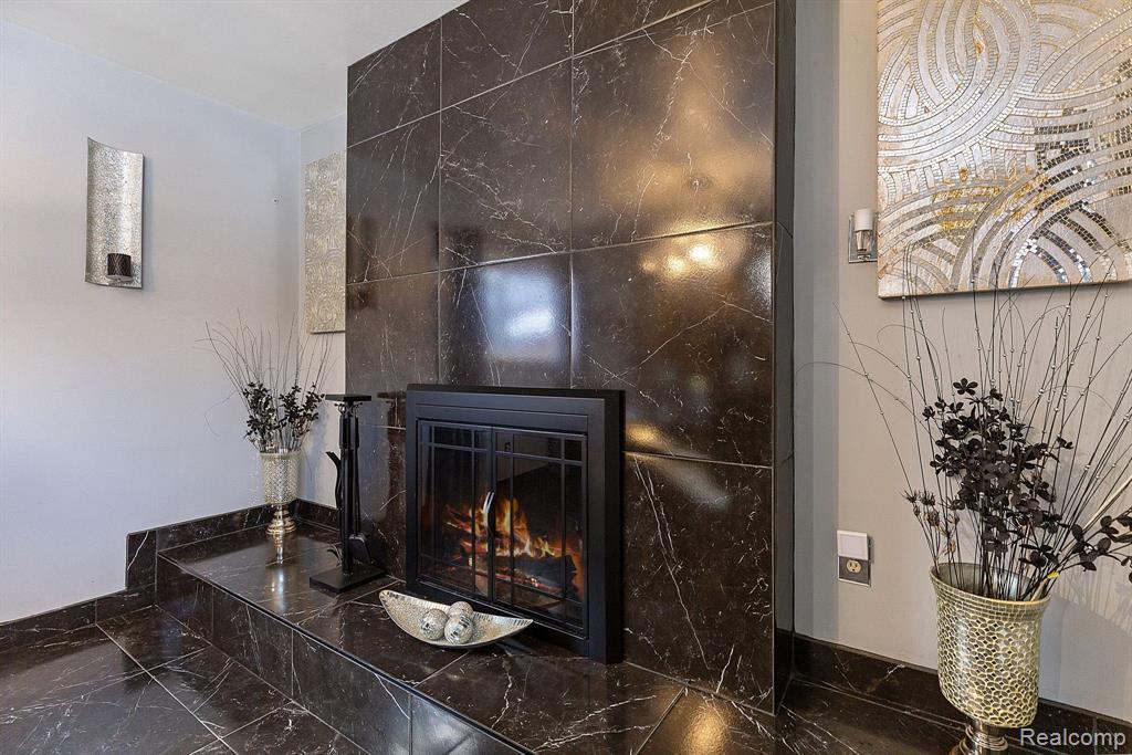 4993 ENGLEMAN Avenue, Warren, MI 48091 — Photo 10