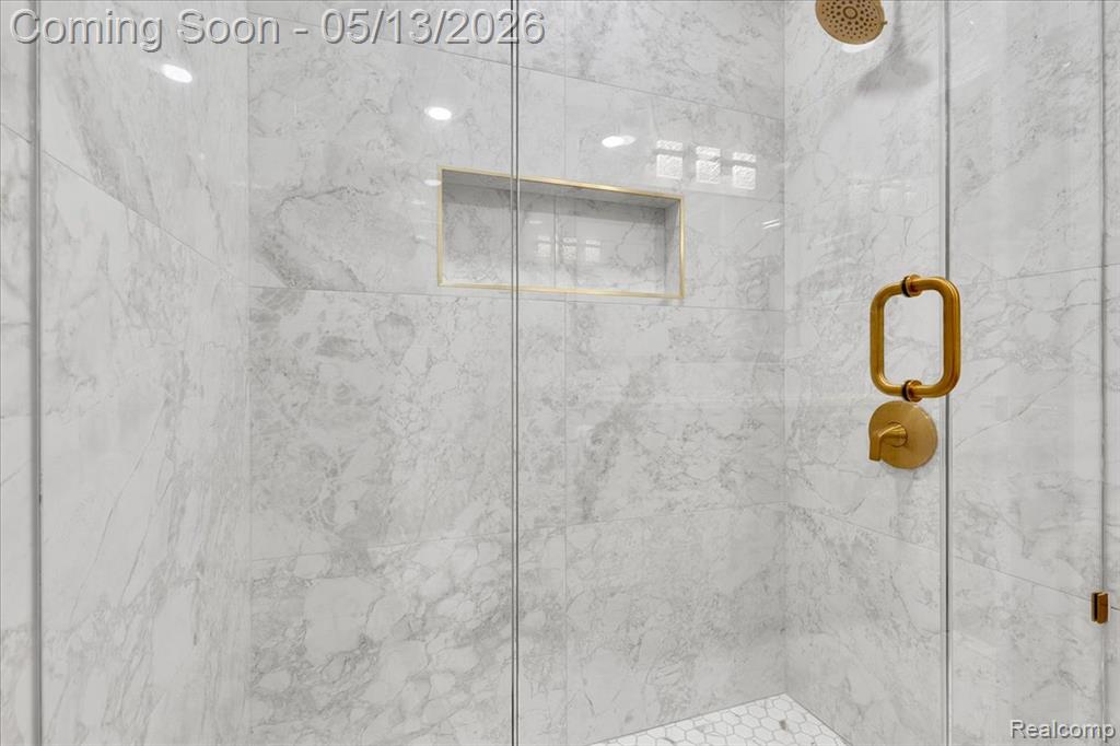 45761 Gable Drive, Macomb, MI 48044 — Photo 8