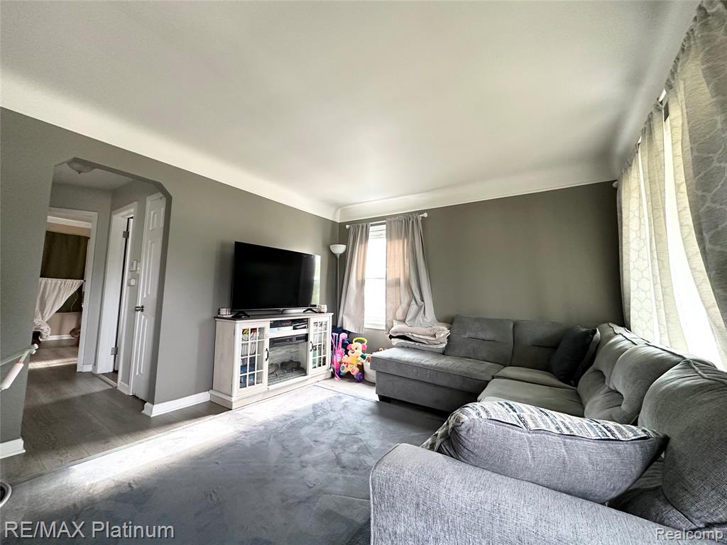 28417 Barton Street, Garden City, MI — Photo 2
