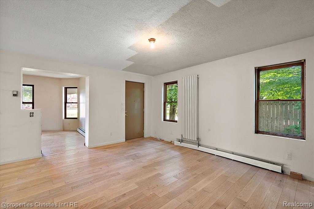 157 E Elmwood, Leonard, MI 48367 — Photo 36
