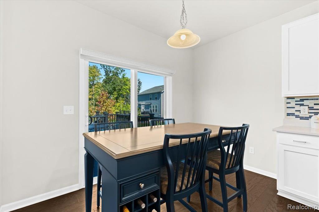 8045 CARSTON Lane, Brighton, MI 48116 — Photo 12