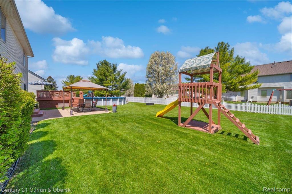 485 COUNTRY Drive, Monroe, MI 48162 — Photo 32