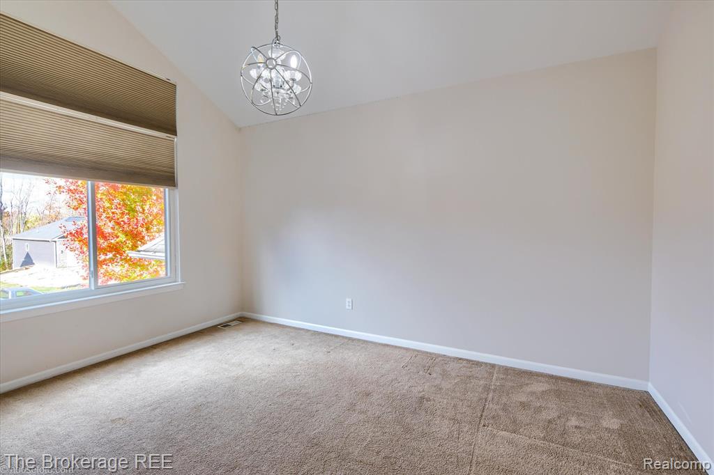 5239 Farmridge Lane, Grand Blanc, MI 48439 — Photo 58