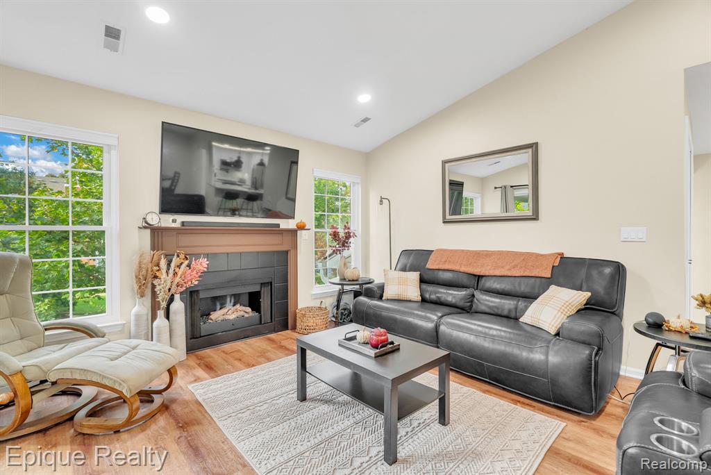 56471 Chesapeake Trail, Shelby Twp, MI 48316 — Photo 12
