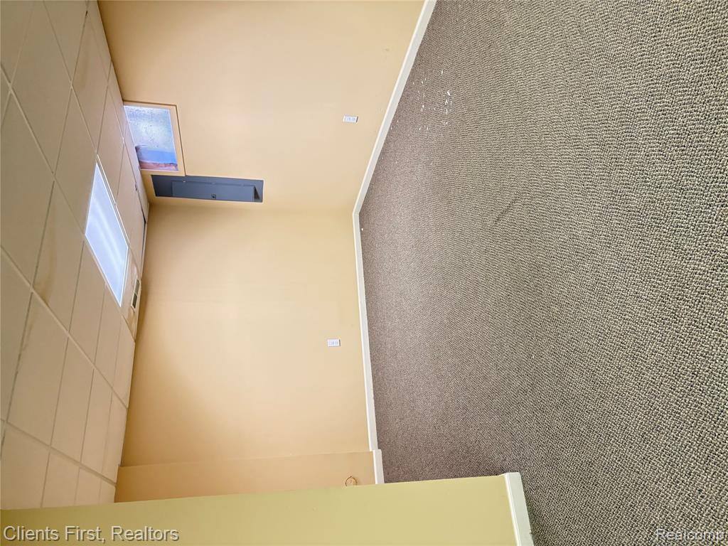 5965 Rolling Ridge Drive, Trenton, MI 48183 — Photo 27