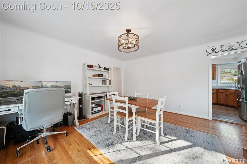 9931 E Clements Circle, Livonia, MI 48150 — Photo 8