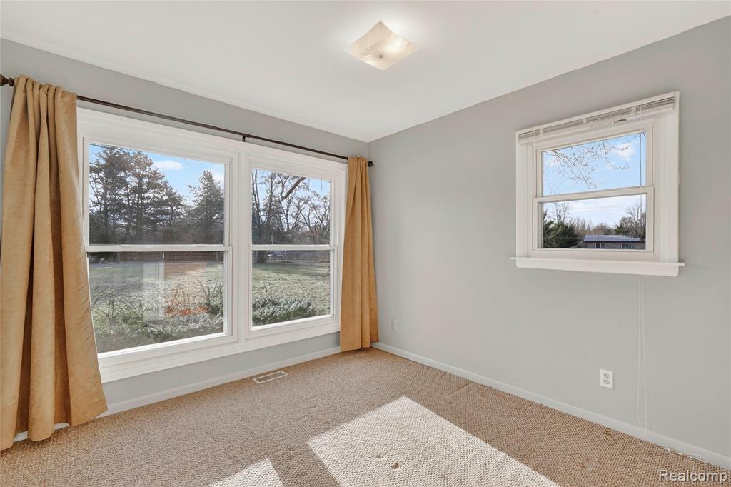 10960 Heather Lane, Whitmore Lake, MI 48189 — Photo 21
