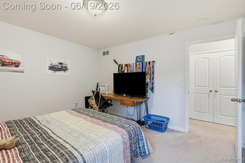 9001 Van Dusen Court, South Lyon, MI 48178 — Photo 27