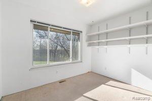 8825 ORTONVILLE Road, Clarkston, MI 48348 — Photo 32